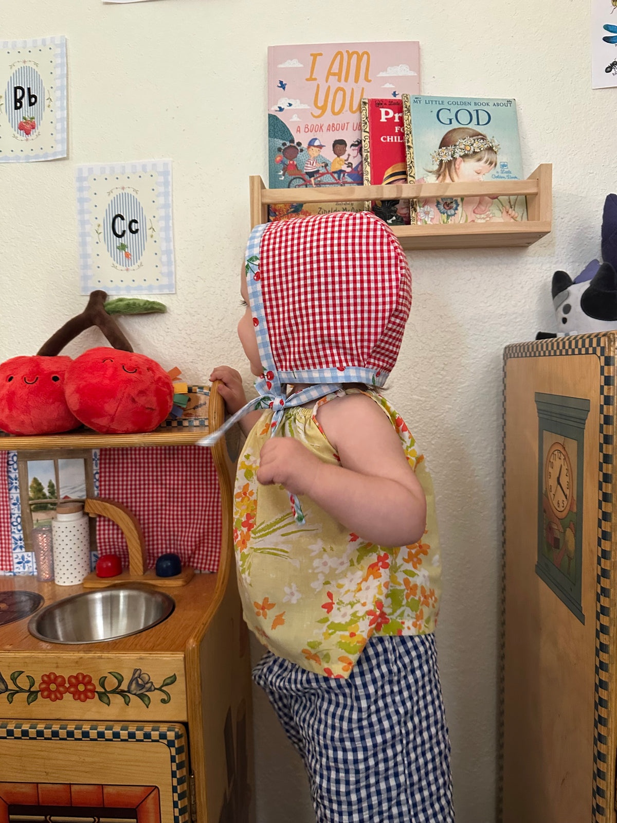 Reversible Cherry & Gingham Baby Bonnet 9m-18month