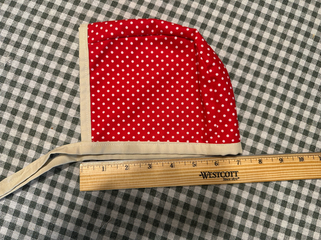 Toadstool bonnet