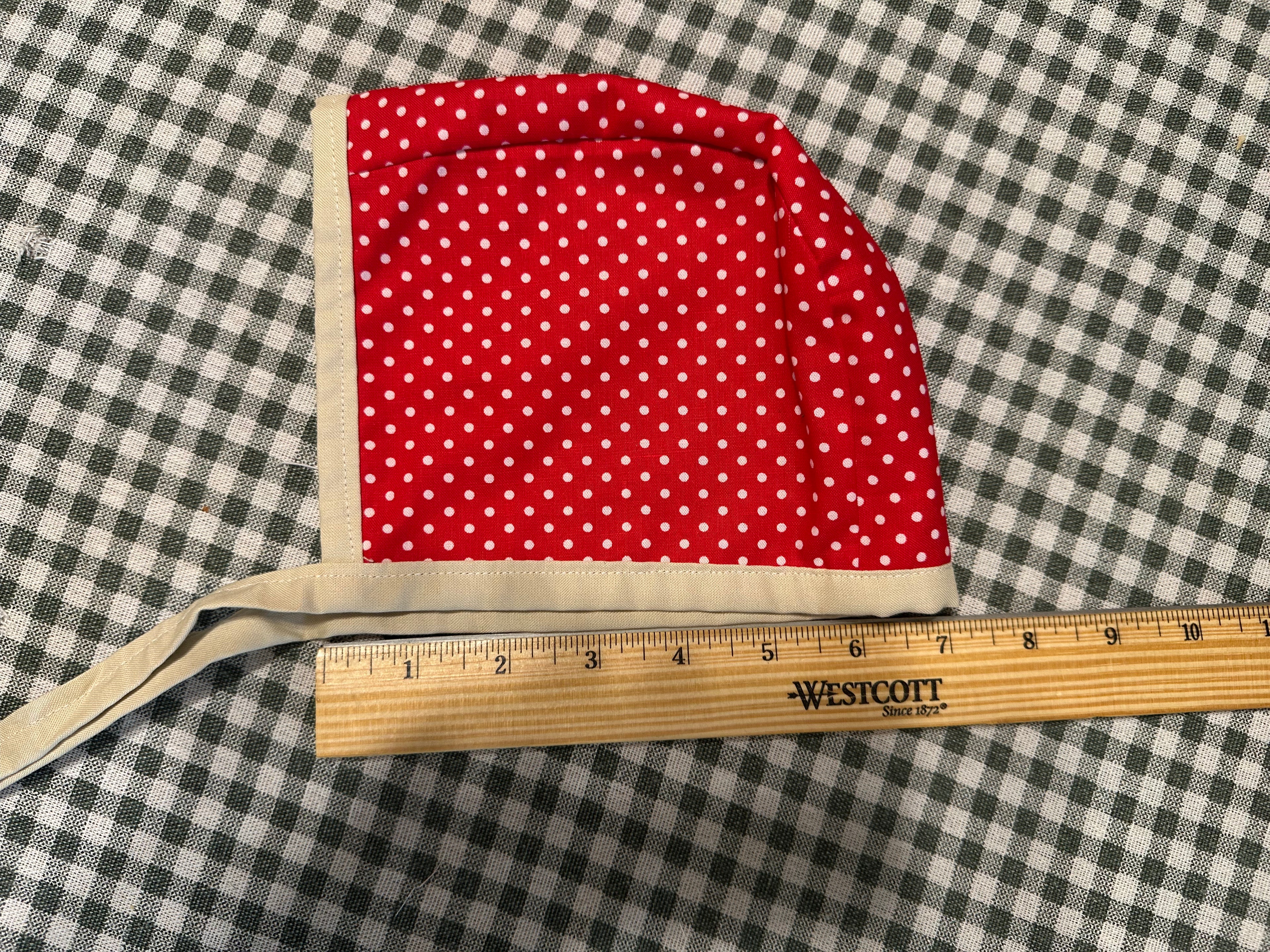 Toadstool bonnet