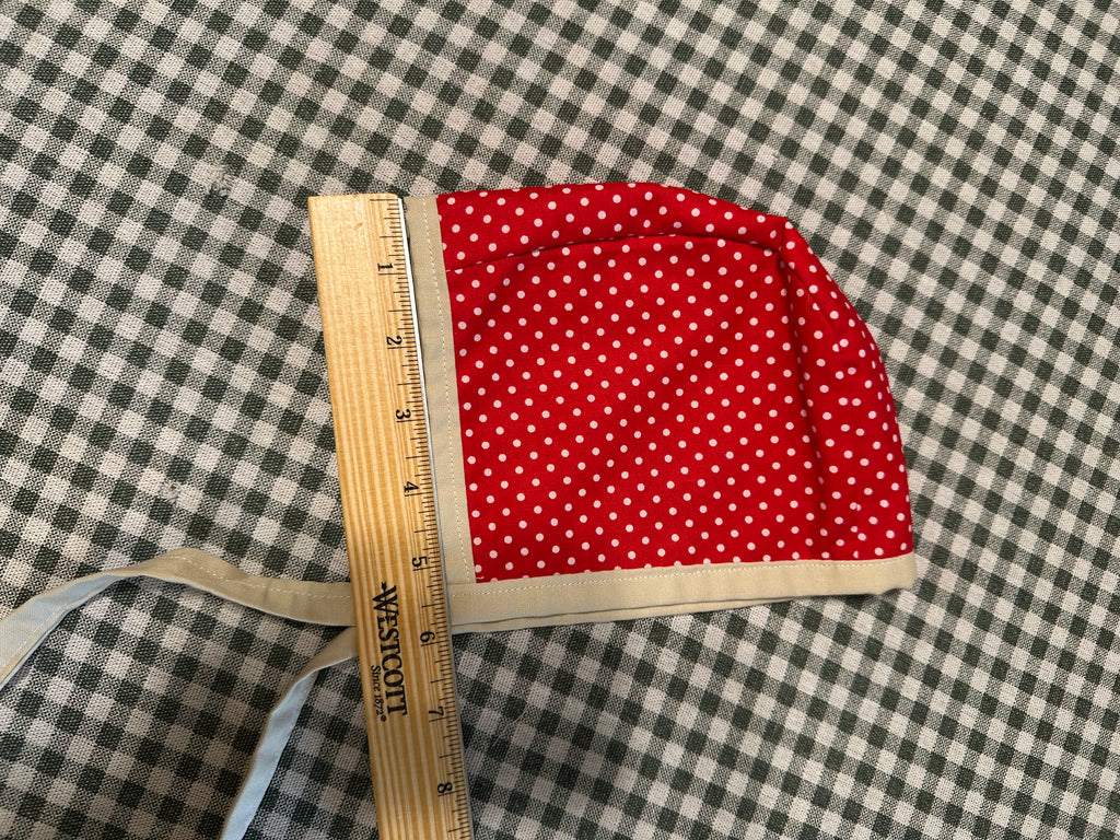 Toadstool bonnet